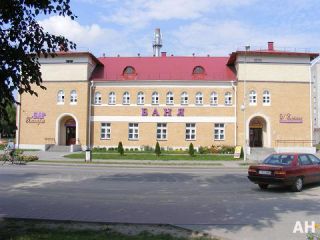 att-4710a99f309b6anya.jpg